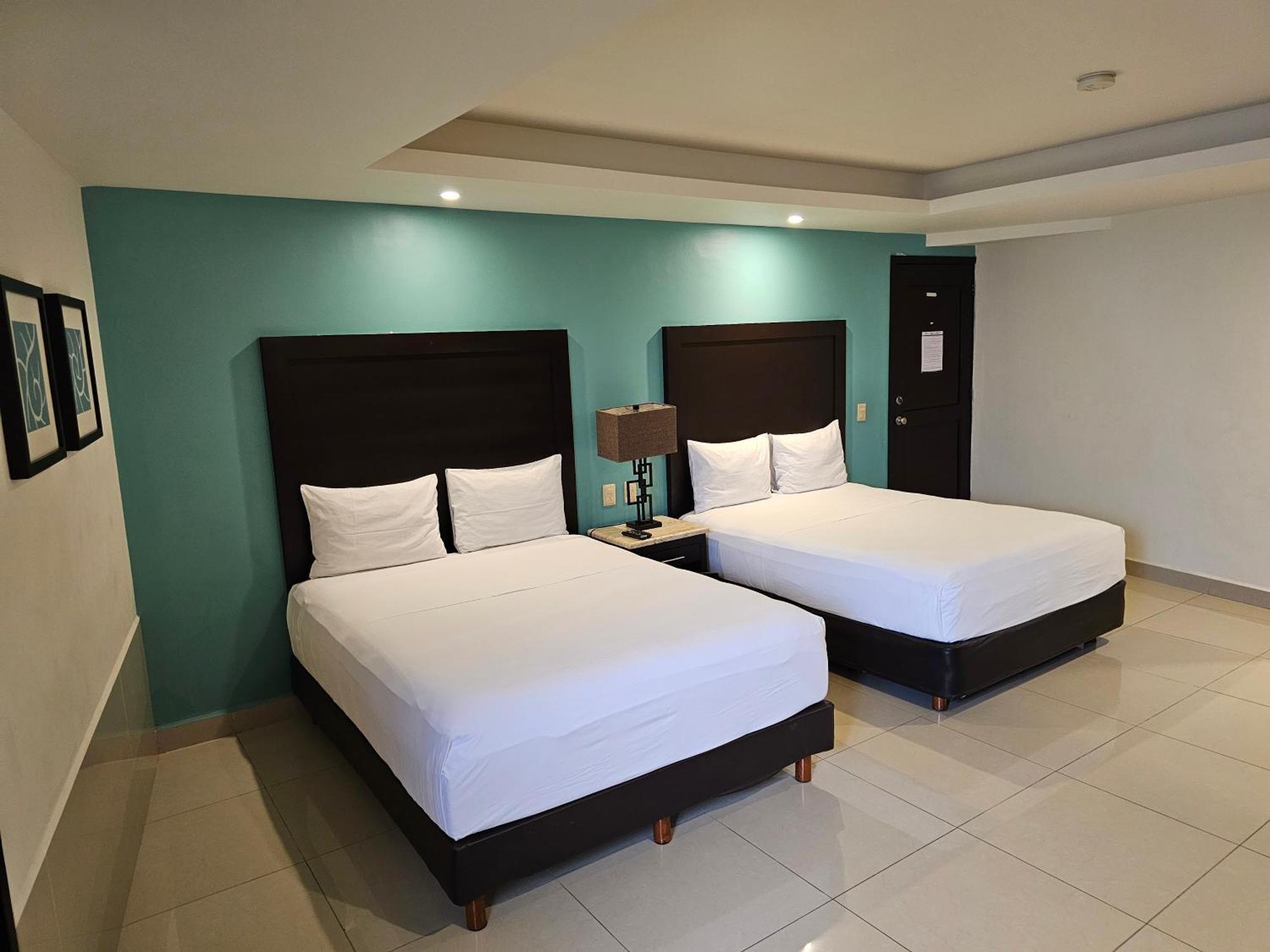 Hotel Maria Elena Cabo San Lucas Eksteriør bilde