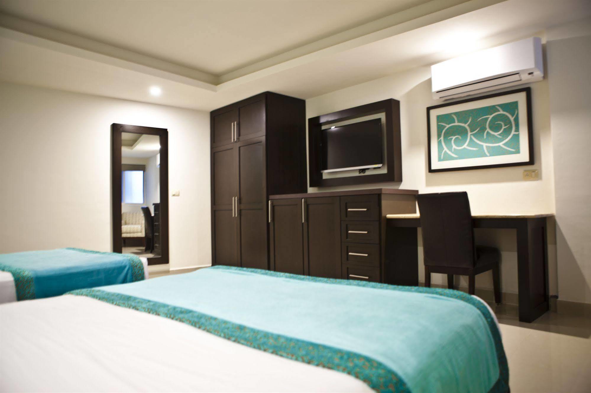 Hotel Maria Elena Cabo San Lucas Eksteriør bilde