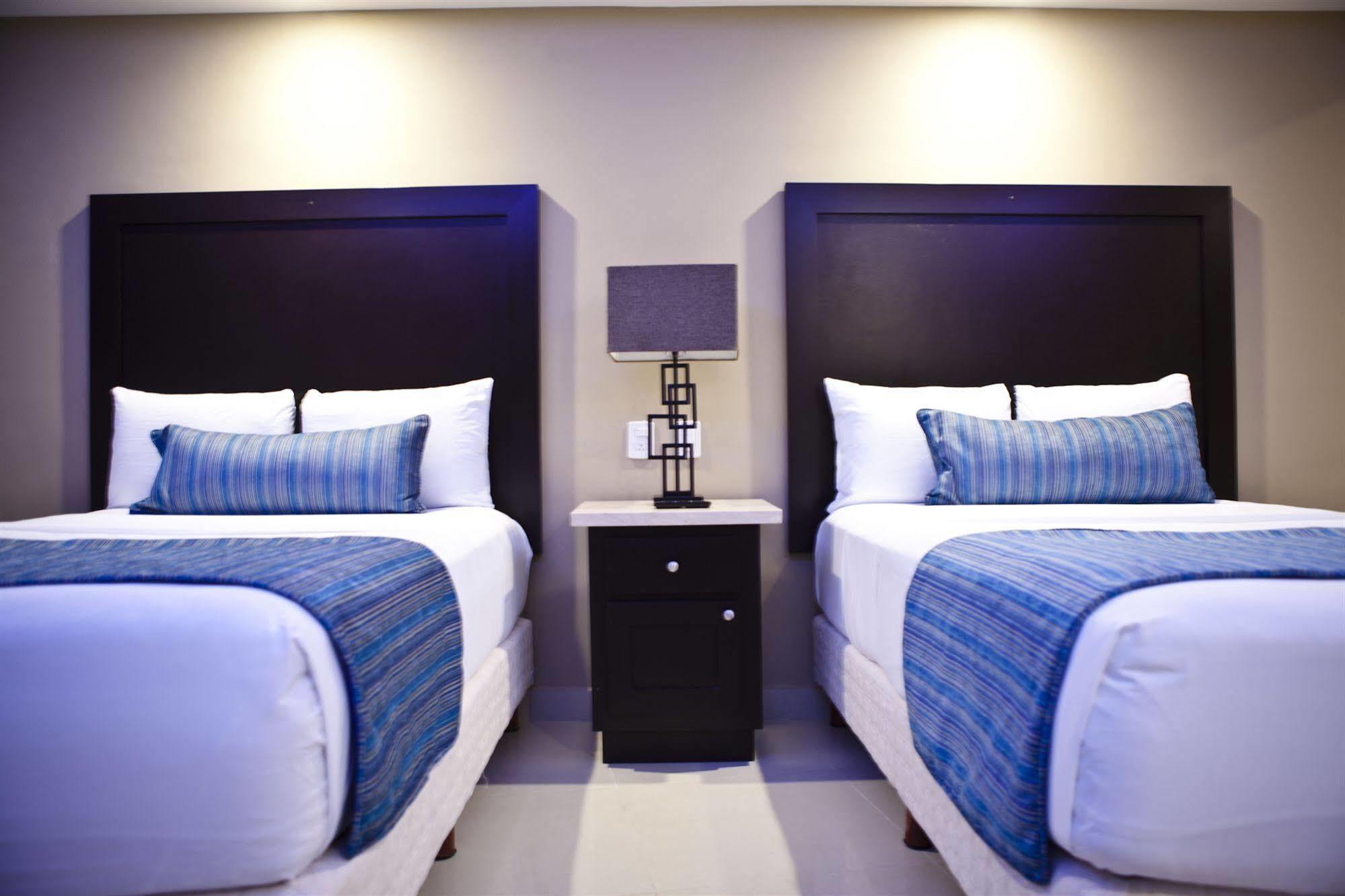 Hotel Maria Elena Cabo San Lucas Eksteriør bilde